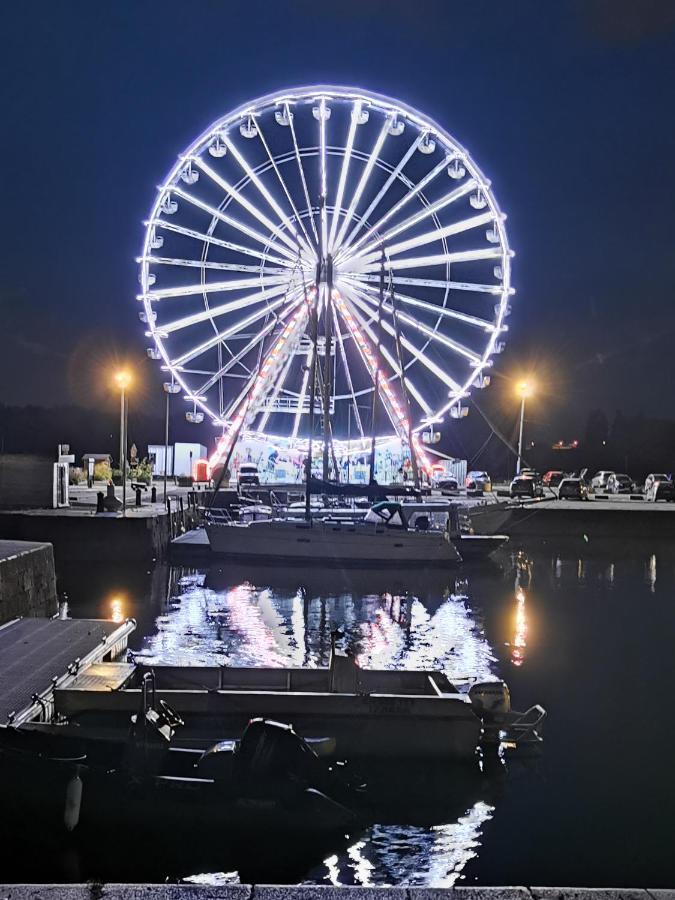 Phare Des Impressionnistes Lägenhet Honfleur Exteriör bild