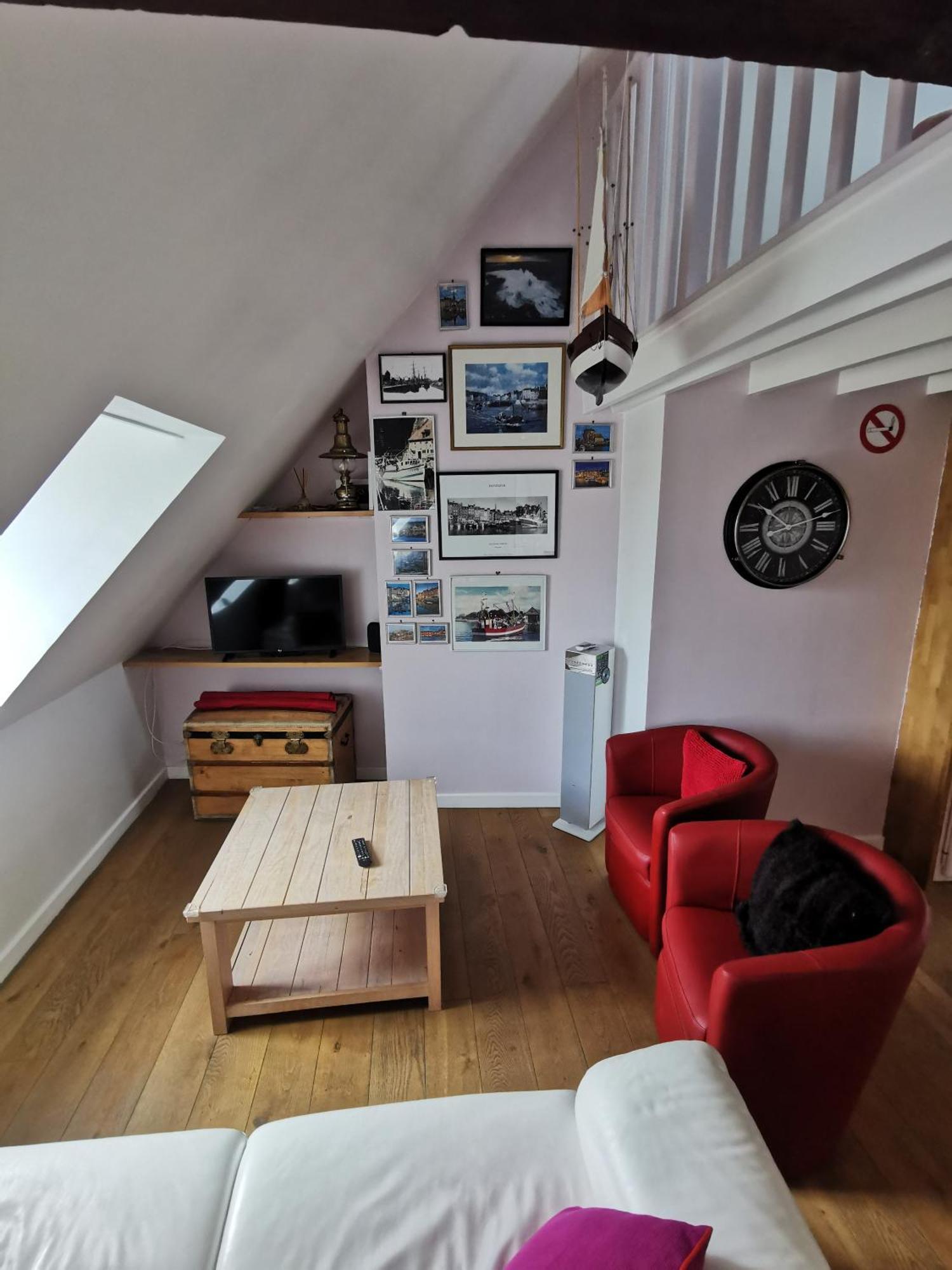 Phare Des Impressionnistes Lägenhet Honfleur Exteriör bild